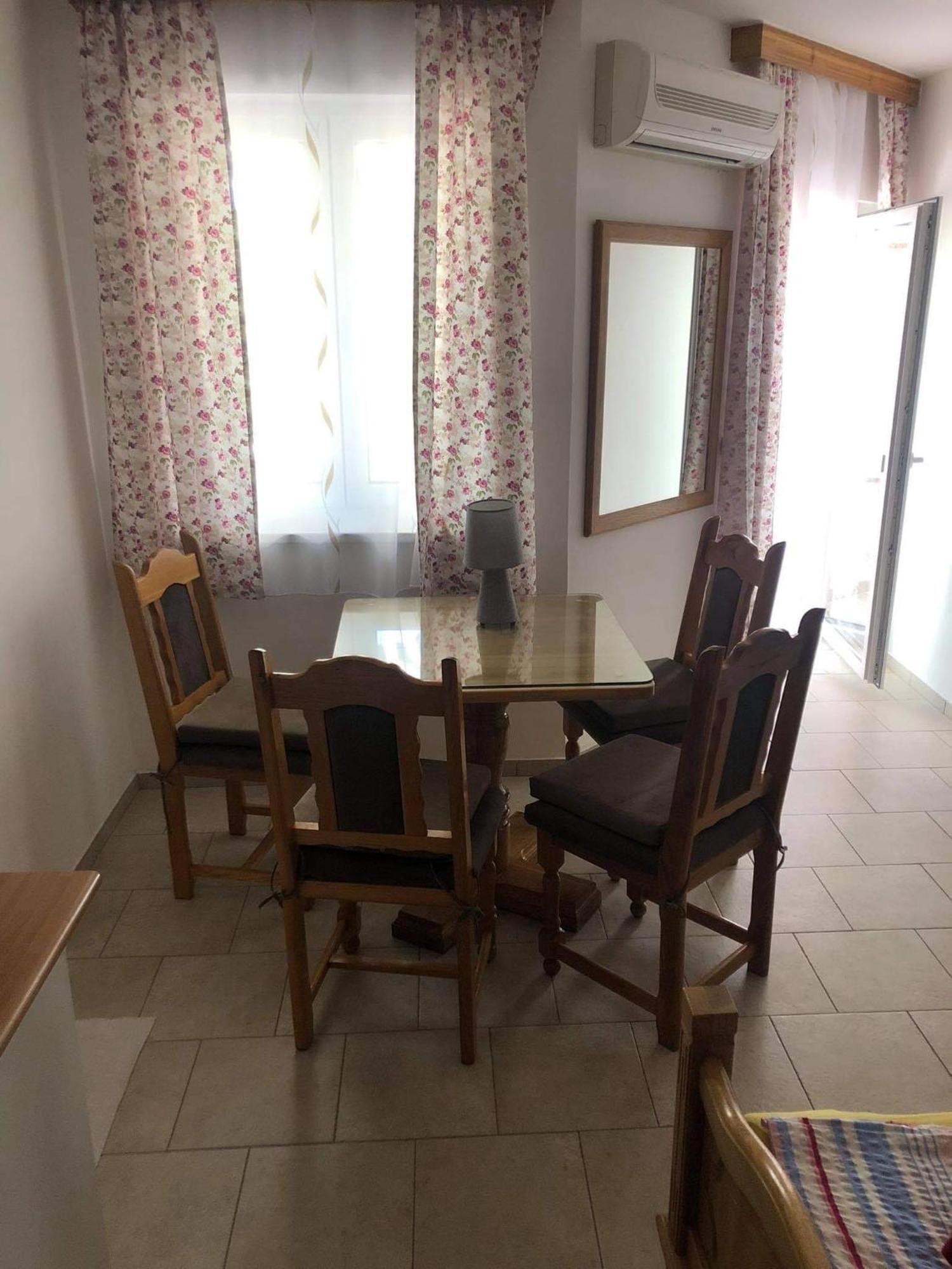 Krk Kornic Apartments Habitación foto